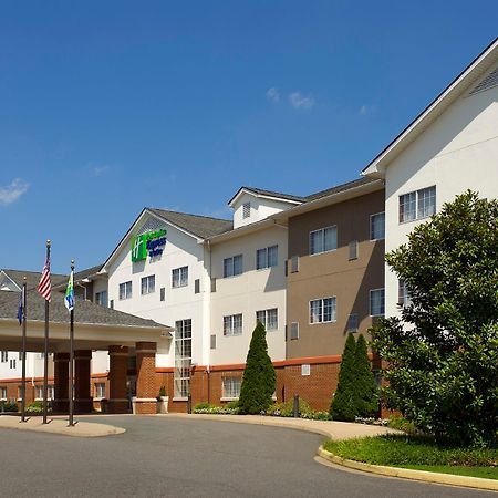 Holiday Inn Express & Suites Charlottesville - Ruckersville, An Ihg Hotel Dış mekan fotoğraf